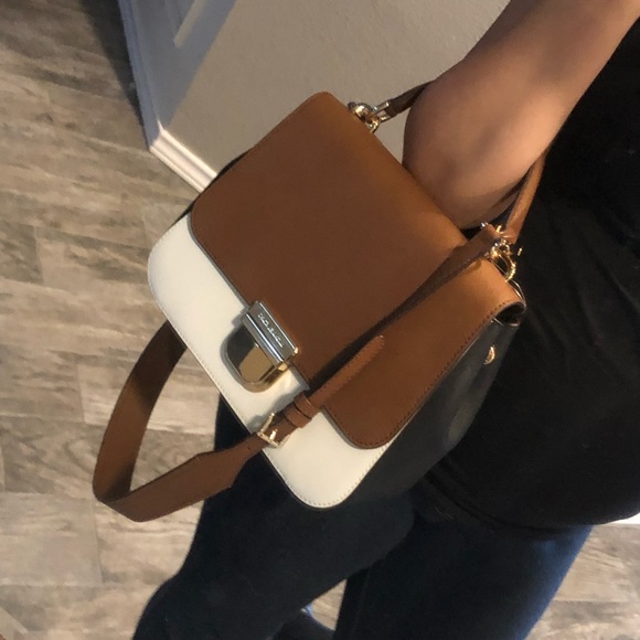 Hp🎁 Beautiful Michael Kors Set ♥️ - Picture 2 of 8